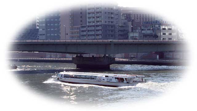 浅草から水上バスでの移動